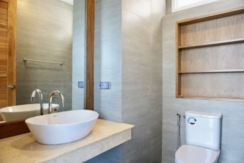 5 bedrooms House in Chiang Mai, Thailand No. 1572 6