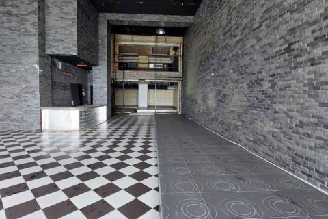 405m² Commercial property in Thessaloniki, Greece No. 113188 4