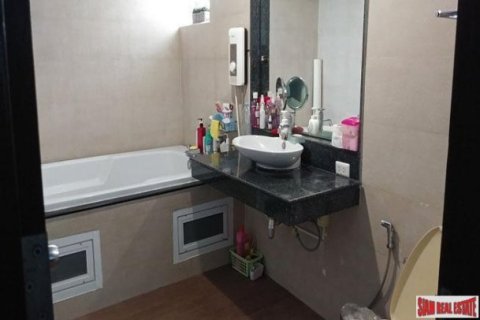 3 bedrooms Hotel Apartment in Phuket, Thailand No. 96619 7