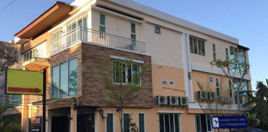 3 bedrooms Hotel Apartment in Phuket, Thailand No. 96619