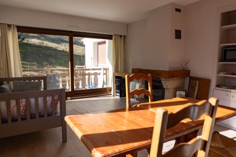 2 bedrooms Apartment in Savoie, France No. 99512 10
