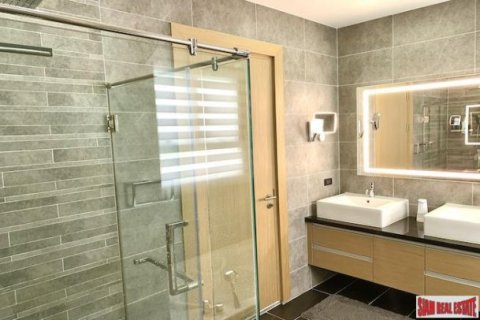 4 bedrooms Villa in Pattaya, Thailand No. 96600 19
