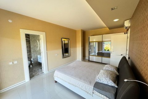 5 rooms Villa in Lien Chieu, Vietnam No. 92964 13