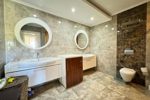 5 rooms Villa in Lien Chieu, Vietnam No. 92964 18