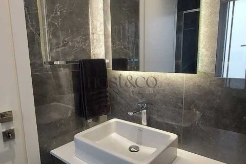 3 bedrooms Penthouse in Limassol, Cyprus No. 102128 13