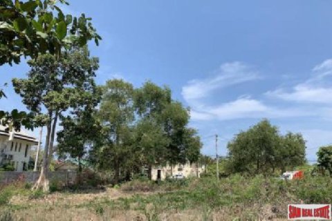 5600m² Land in Surat Thani, Thailand No. 95989 3