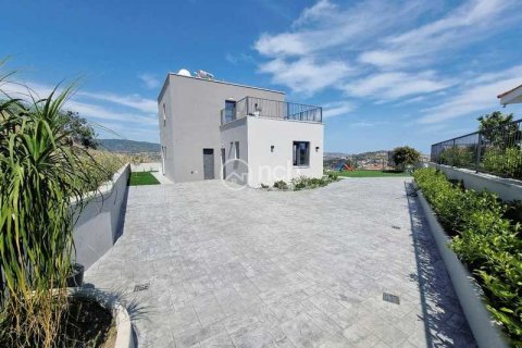 4 bedrooms House in Parekklisia, Cyprus No. 75824 9