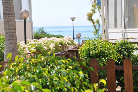 4 chambres Appartement à Germasogeia, Cyprus No. 63942 1