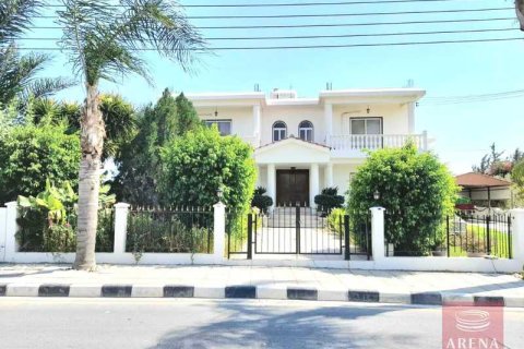 5 bedrooms Villa in Anafotia, Cyprus No. 79646 1