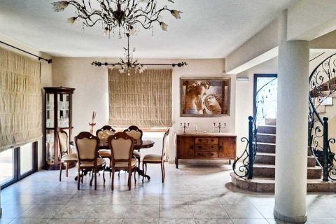 5 bedrooms House in Livadia, Cyprus No. 101194 1
