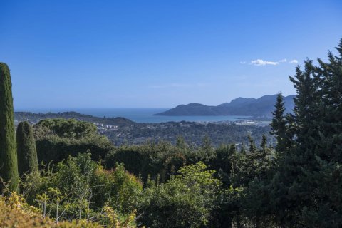 Дом с 7 спальнями в Мужен, Франция №67199 14