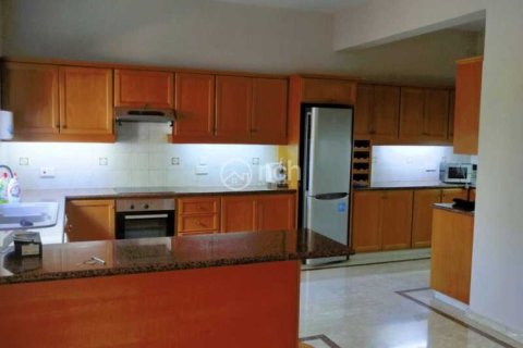 Вилла с 4 спальнями в Агиос Тихонас, Кипр №52612 11