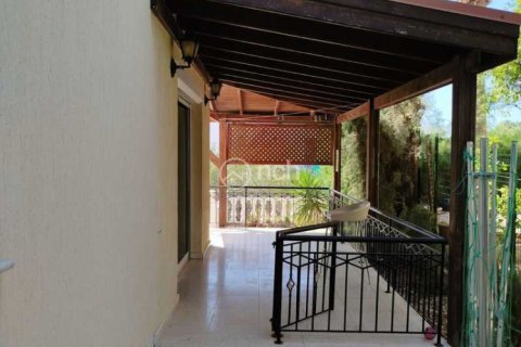 Вилла с 4 спальнями в Агиос Тихонас, Кипр №52612 5