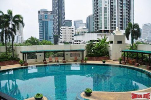 2 bedrooms Apartment in Sathon, Thailand No. 96132 1