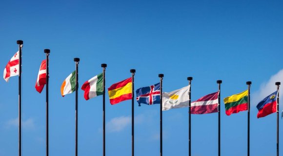 Разница между ВНЖ, ПМЖ и гражданством