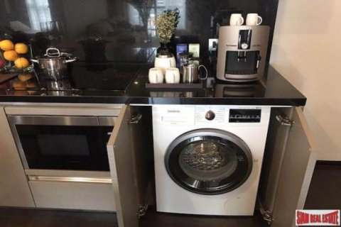 2 bedrooms Apartment in Bangkok, Thailand No. 96118 9