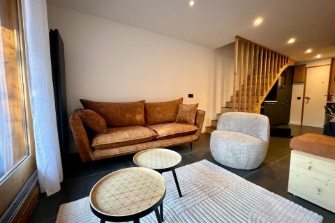 2 bedrooms Apartment in Les Allues, France No. 100153 4