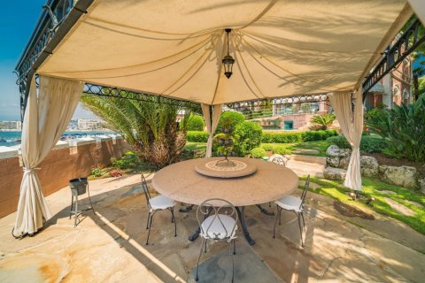 9 bedrooms Villa in Antibes, France No. 78578 17