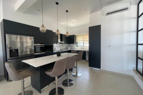 5 bedrooms Bungalow in Paphos, Cyprus No. 37803 27