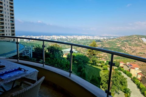 3 bedrooms Apartment in Kargicak, Turkey No. 15500