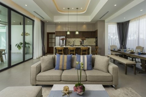 251m² Villa in Hua Hin, Thailand No. 97455 12