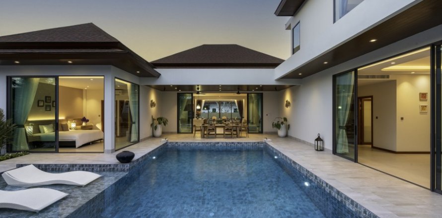 Studio Villa in Hua Hin, Thailand No. 97455