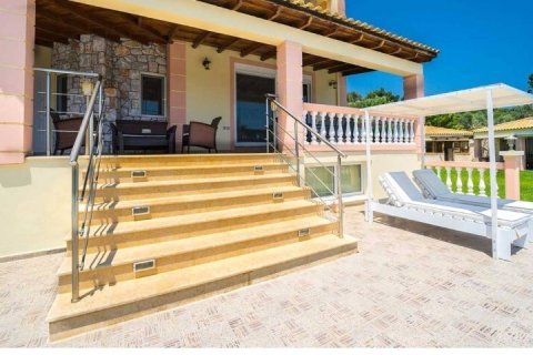 337m² Villa à Chania, Greece No. 109463 22