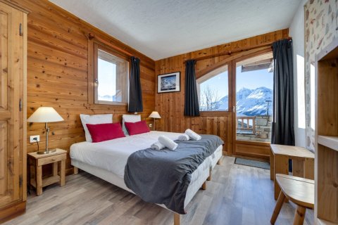 6 dormitorios Apartment en Montvalezan, France No. 99555 8