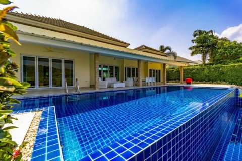 3 bedrooms Villa in Hua Hin, Thailand No. 97293 1
