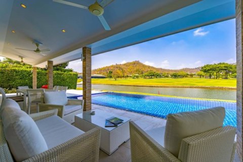 3 bedrooms Villa in Hua Hin, Thailand No. 97293 2