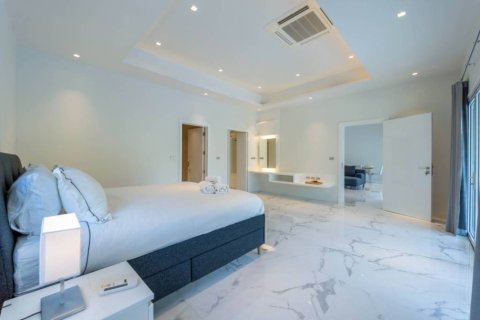 3 bedrooms Villa in Hua Hin, Thailand No. 97293 16