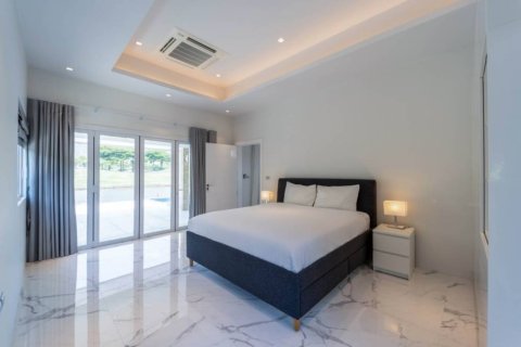 3 bedrooms Villa in Hua Hin, Thailand No. 97293 21