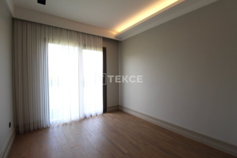 7 bedrooms Villa in An Thach Trung, Vietnam No. 21982 15