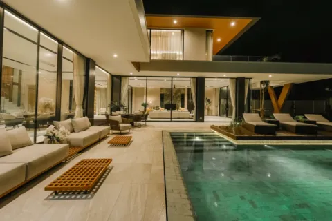 4 bedrooms Villa in Phuket, Thailand No. 3045 8