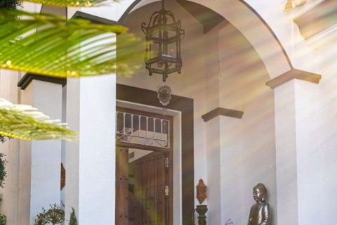 5 bedrooms Villa in Tan Xuan, Vietnam No. 27385 7