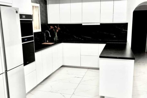 3 bedrooms House in Pegeia, Cyprus No. 66489 12