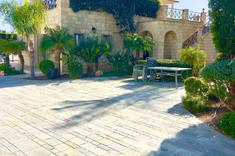 3 bedrooms House in Pegeia, Cyprus No. 66489 4