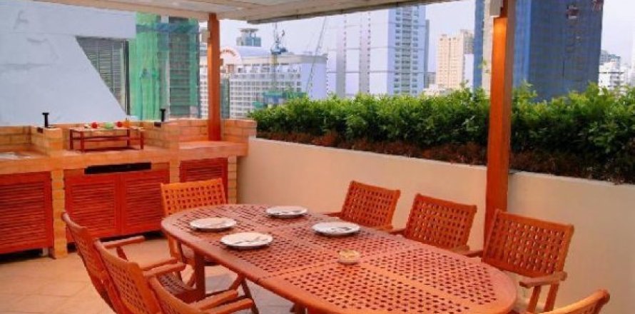 2 bedrooms Apartment in Bangkok, Thailand No. 96240