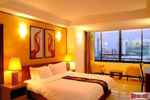 2 bedrooms Apartment in Bangkok, Thailand No. 96240 4