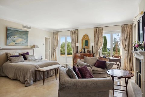 5 chambres House à La Colle-sur-Loup, France No. 81628 9