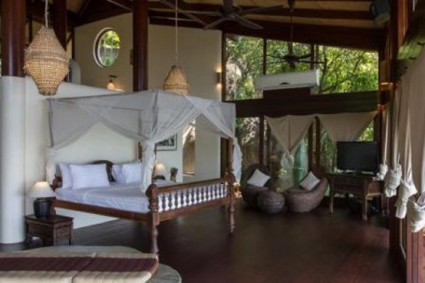 3 dormitorios Villa en Surat Thani, Thailand No. 95996 13