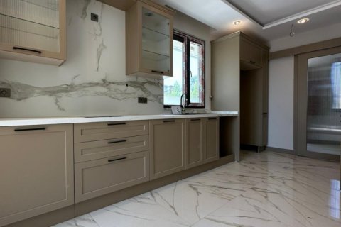 7 bedrooms Villa in Khanh Hoa, Vietnam No. 15666 2