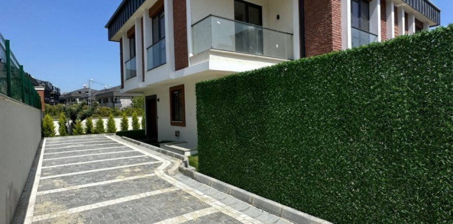 7 bedrooms Villa in Khanh Hoa, Vietnam No. 15666