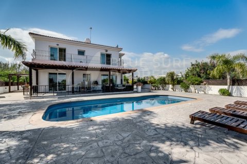 5 bedrooms Villa in Paralimni, Cyprus No. 81948 27