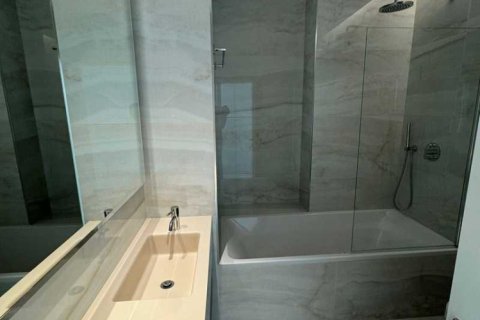 2 bedrooms Apartment in Limassol, Cyprus No. 65674 3