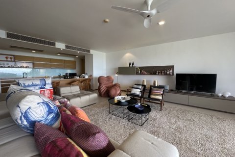 2 bedrooms Apartment in Kata, Thailand No. 97332 6