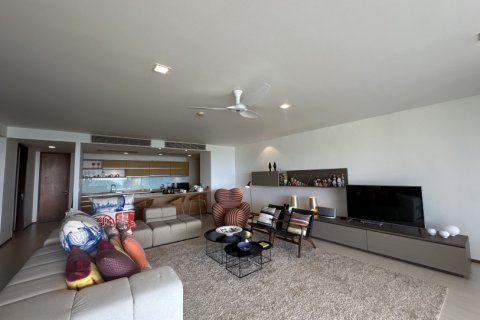 2 bedrooms Apartment in Kata, Thailand No. 97332 8