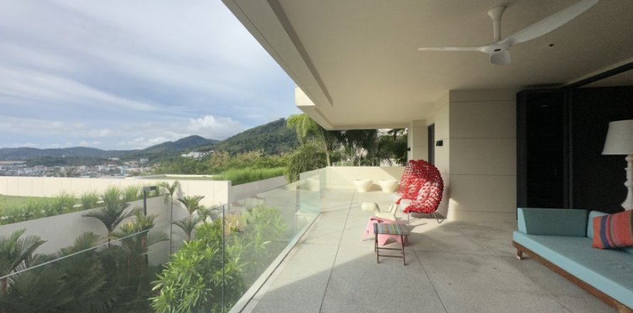 2 bedrooms Apartment in Kata, Thailand No. 97332