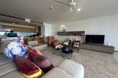 2 bedrooms Apartment in Kata, Thailand No. 97332 5