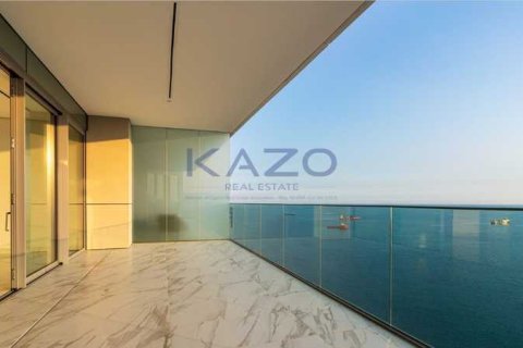 3 bedrooms Apartment in Limassol, Cyprus No. 103634 2